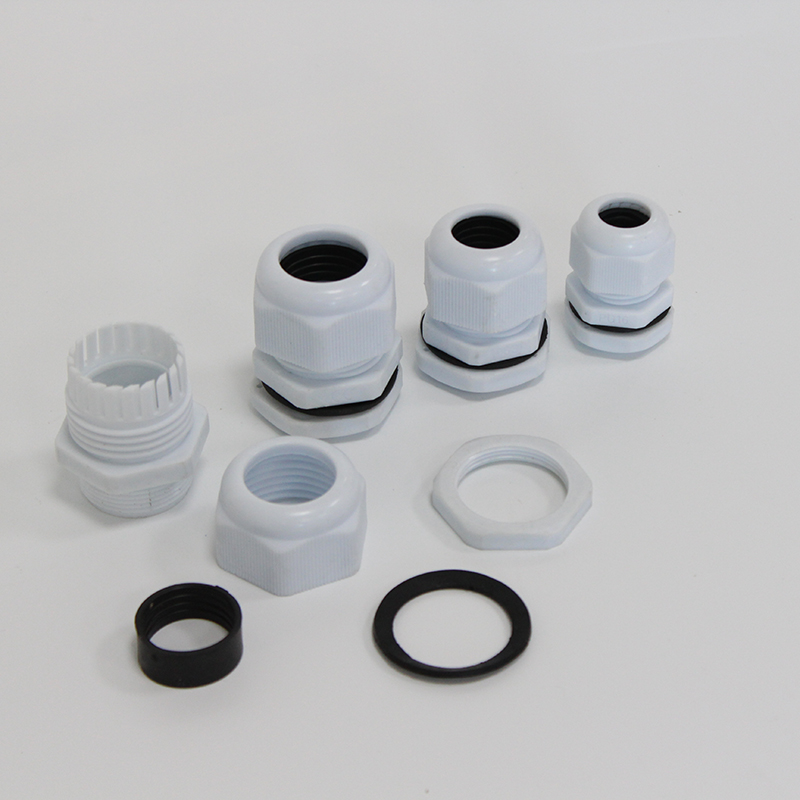 P68 Nylon Cable Gland Connector, with Waterproof, Flame Retardant, Vibration Proof