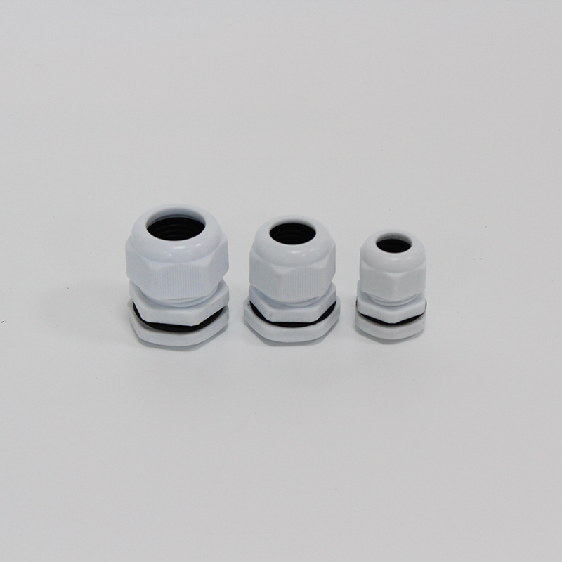 P68 Nylon Cable Gland Connector, with Waterproof, Flame Retardant, Vibration Proof
